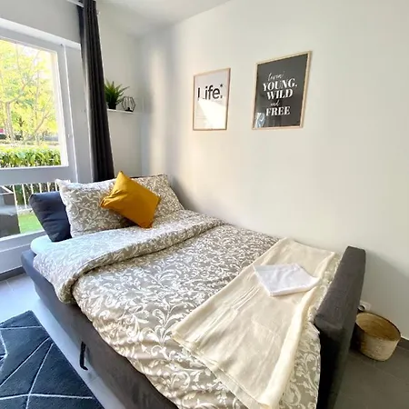 Studio Avec Terrasse - Proche Paris - Parking Disponible ! Daire Evry-Gregy-sur-Yerre