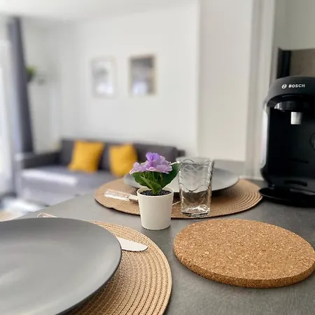 Studio Avec Terrasse - Proche Paris - Parking Disponible ! Daire Evry-Gregy-sur-Yerre